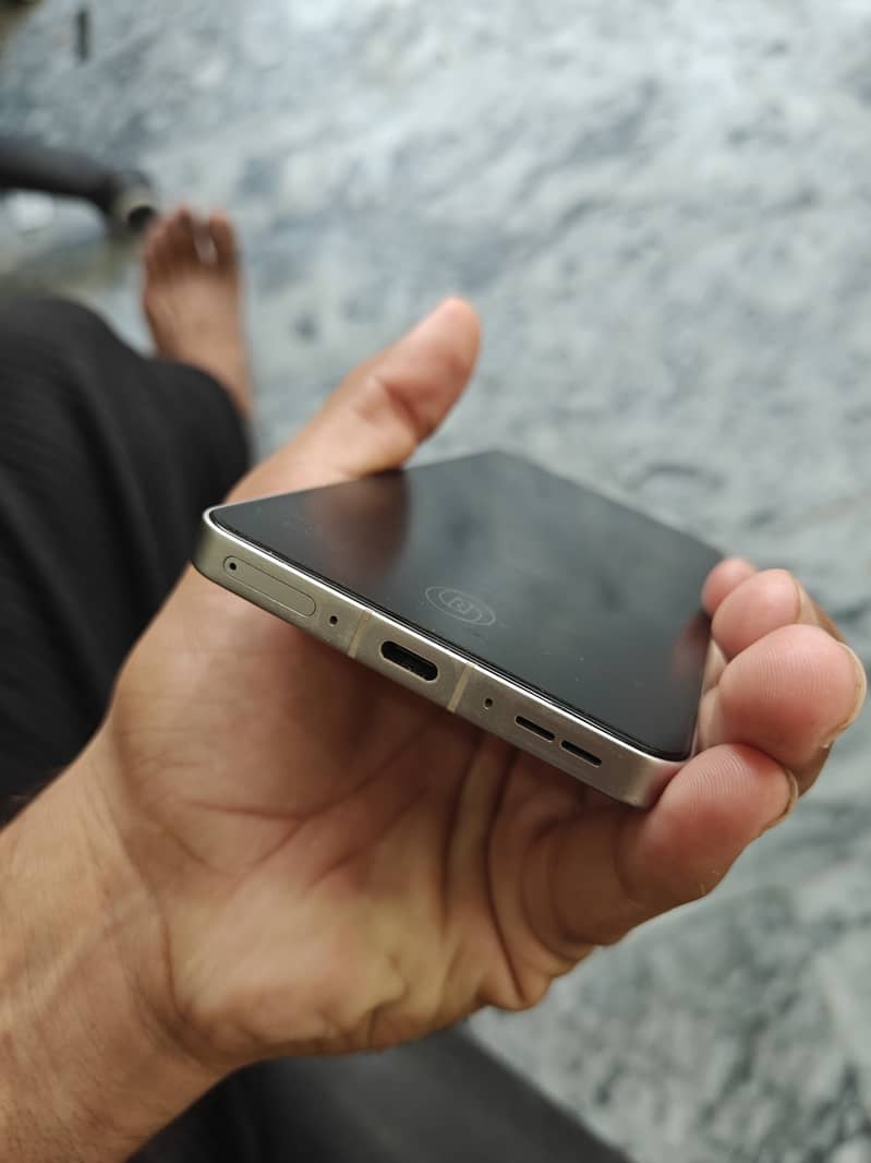 One Plus 13R 4