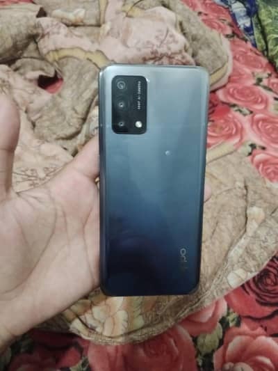 oppo f19 6/128 with box charger