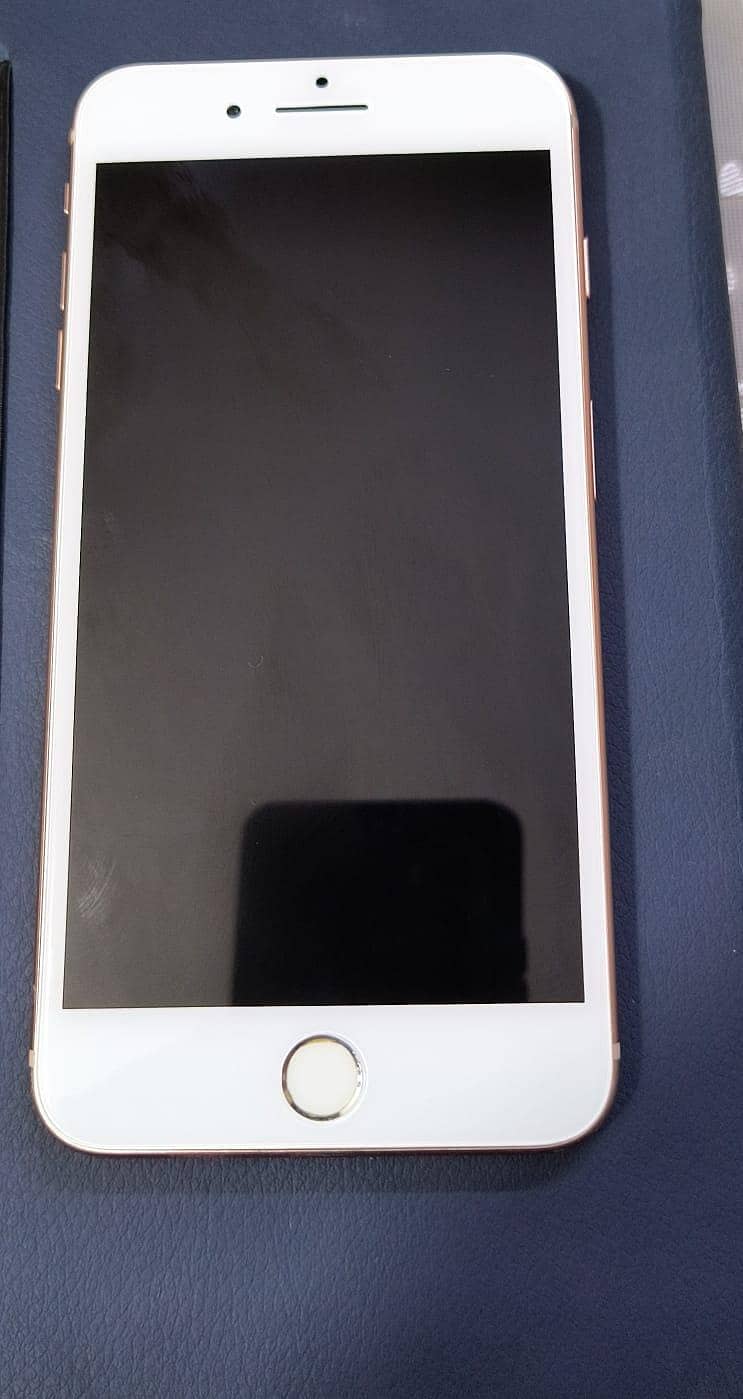 Apple iPhone 8 Plus 1