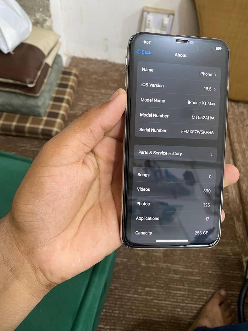 Apple iPhone XS Max 6