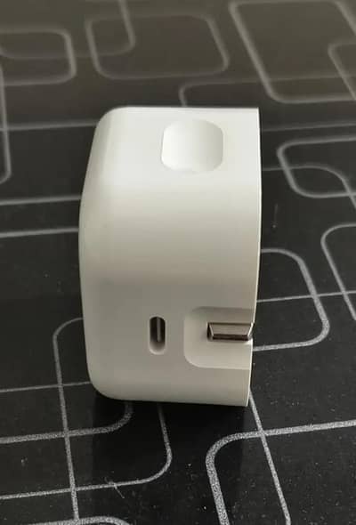 Apple Adapter 3 Pin UK Mint Condition