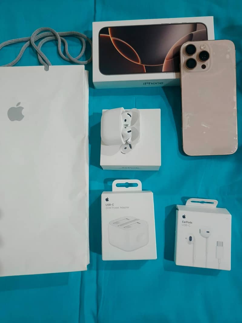 Apple iPhone 16 Pro Max 256GB Desert Titanium 1