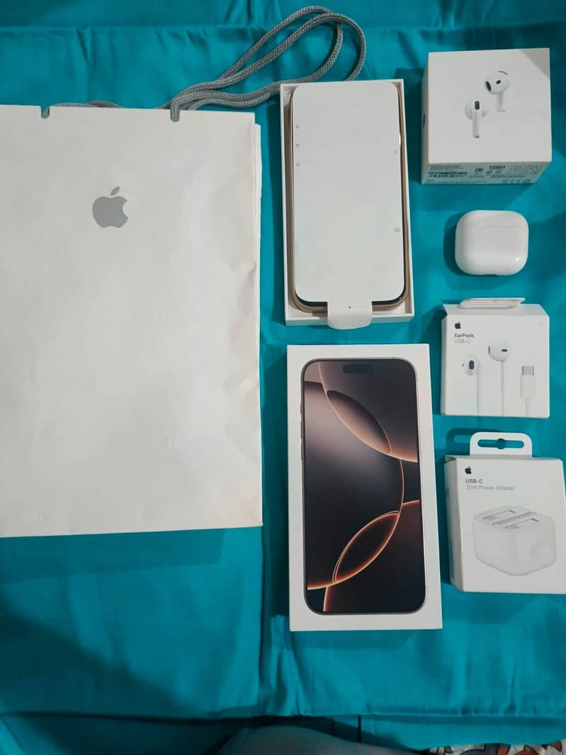Apple iPhone 16 Pro Max 256GB Desert Titanium 3