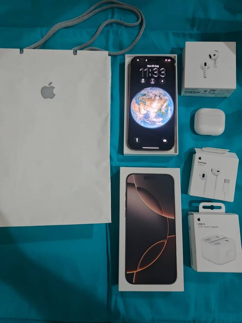 Apple iPhone 16 Pro Max 256GB Desert Titanium 4