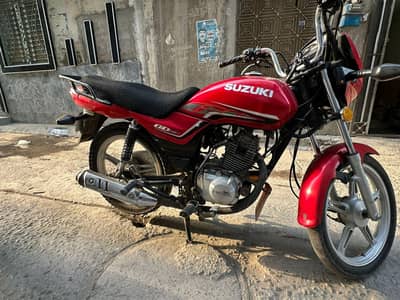 SUZUKI GS 110