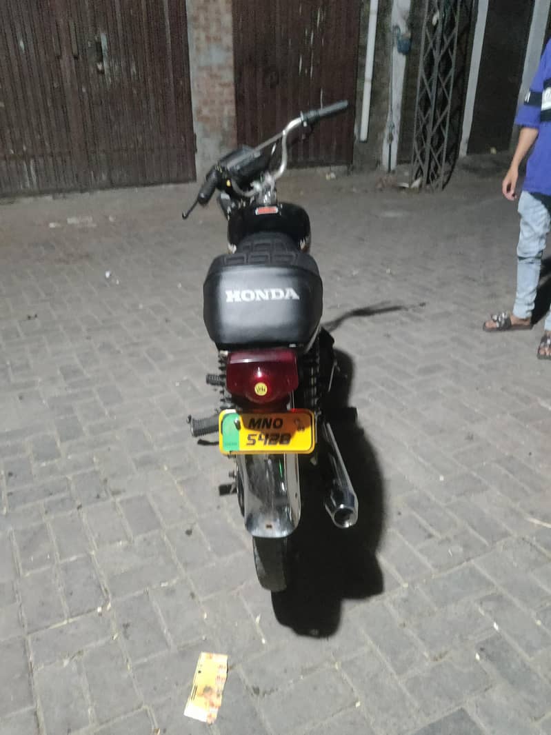CD 70 2009 model 2
