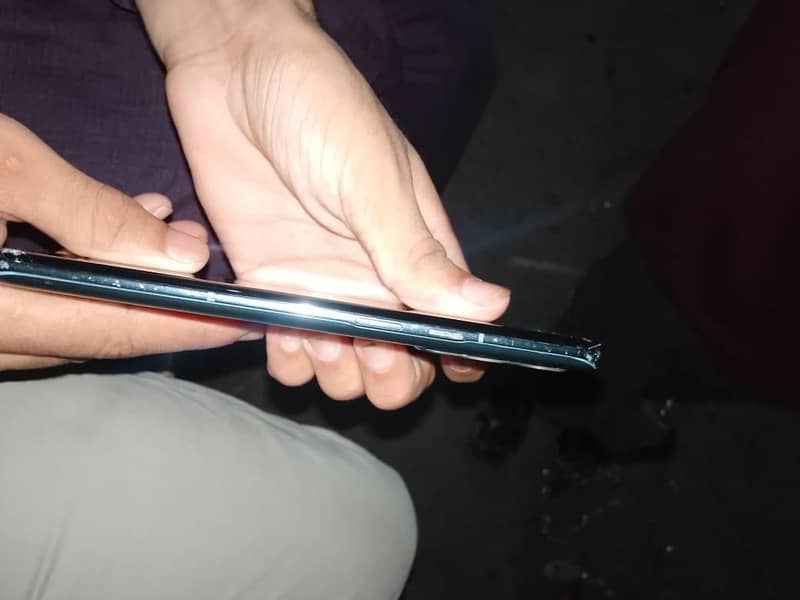 One Plus 9 Pro 5