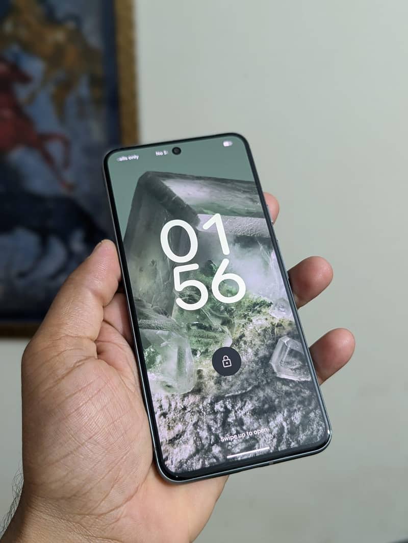 Google Pixel 8 4