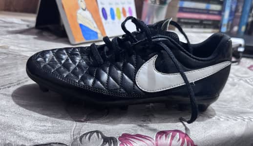 Football shoes for sale