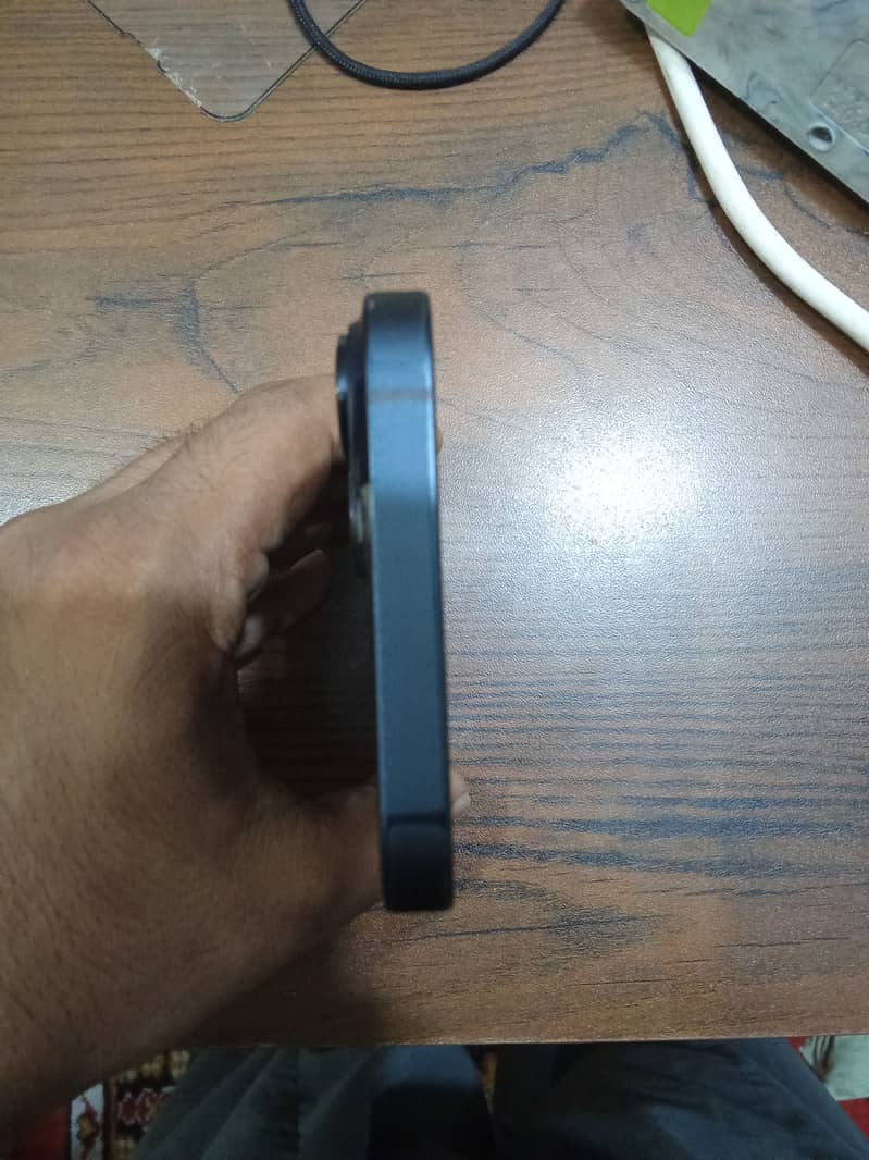 Apple iPhone 14 5