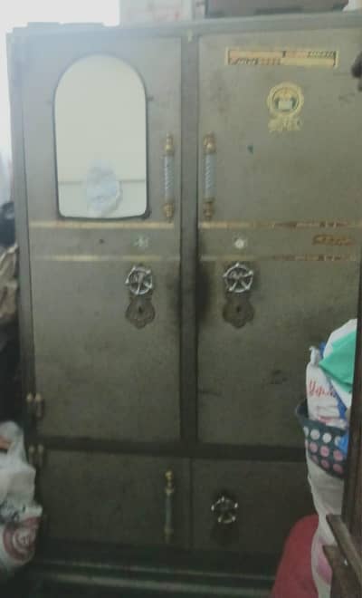 Iron wardrobe