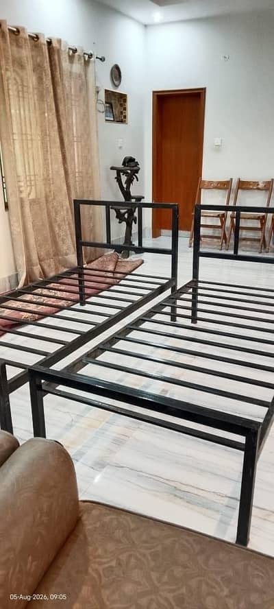 solid iron bed