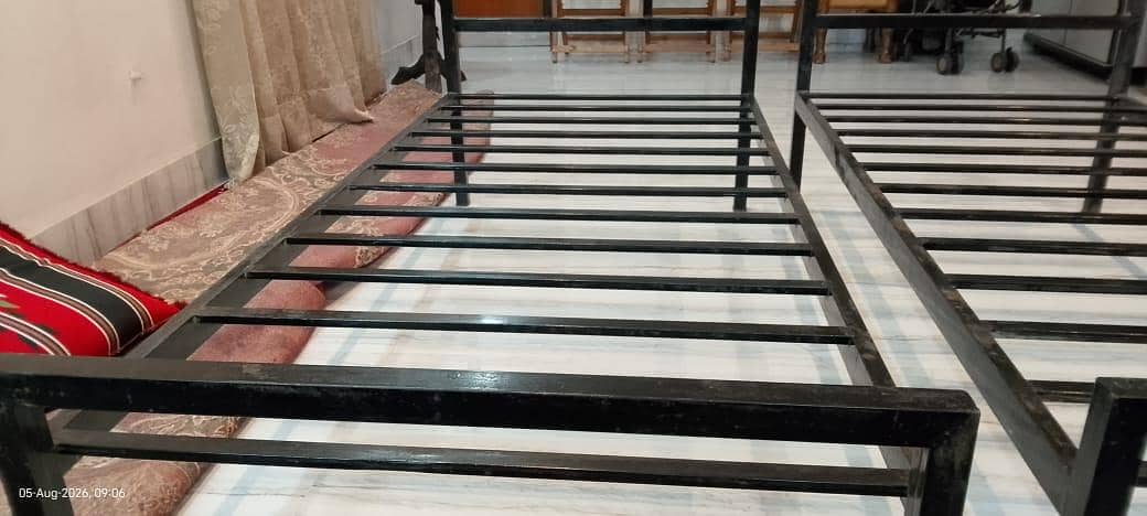 solid iron bed 1