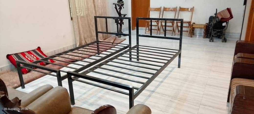 solid iron bed 3