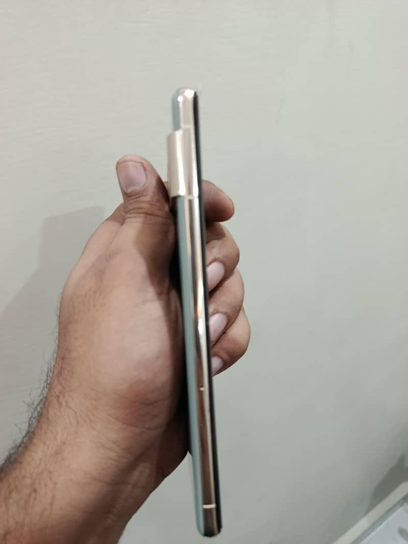 Google Pixel 7 Pro 6
