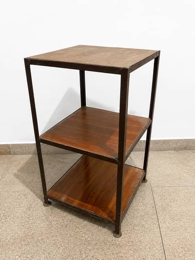 3 Layer Table – Multi-Purpose Storage Table (Call 321 420 24 28)