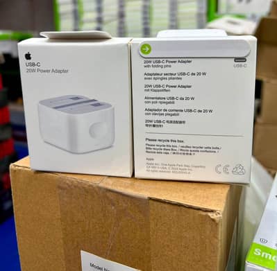 Original Apple 20W USB-C Fast Charger & Lightning Cable