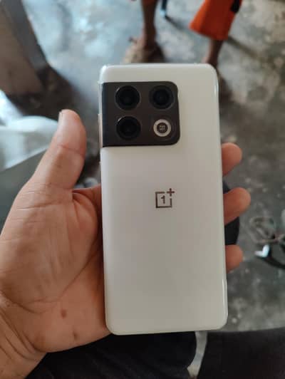 One Plus 10 Pro