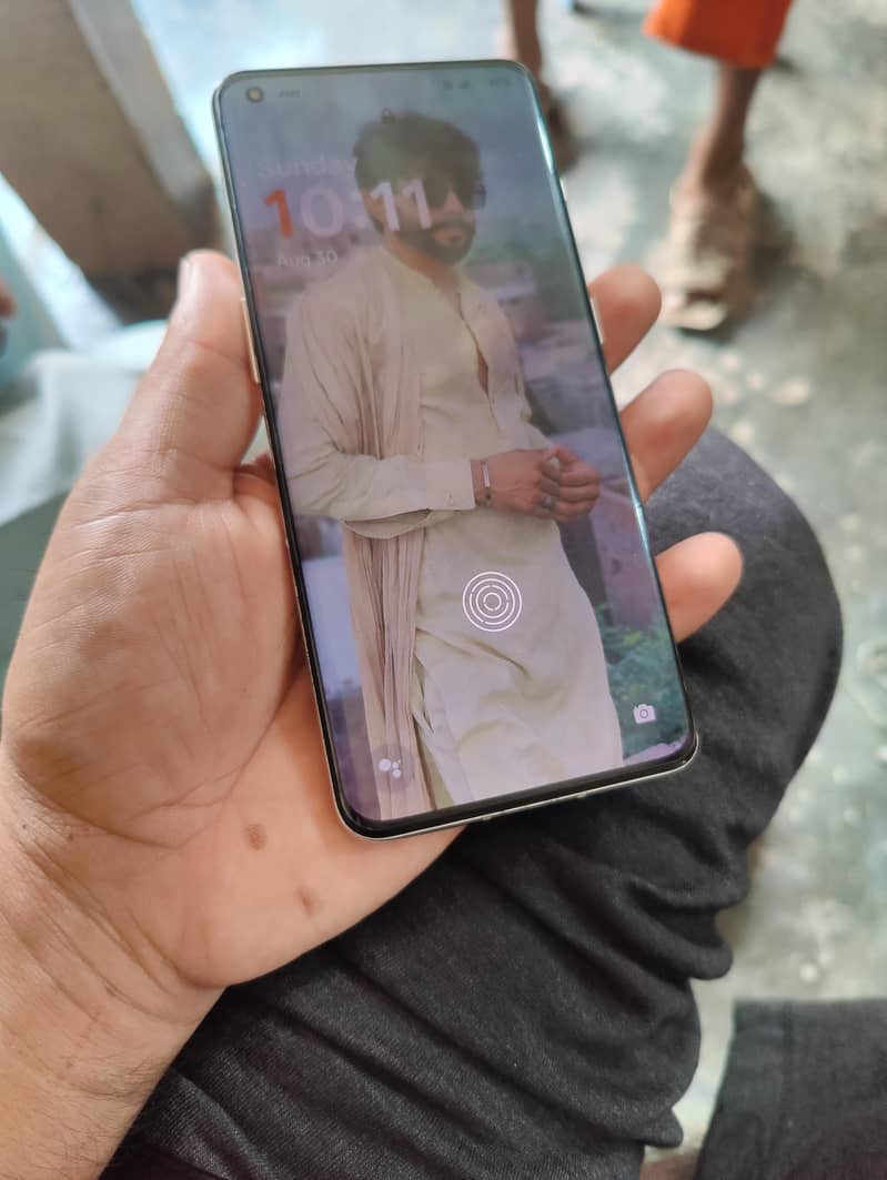One Plus 10 Pro 1