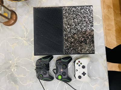 xbox one 500gb with 3 controller and 62 games in excellent condition