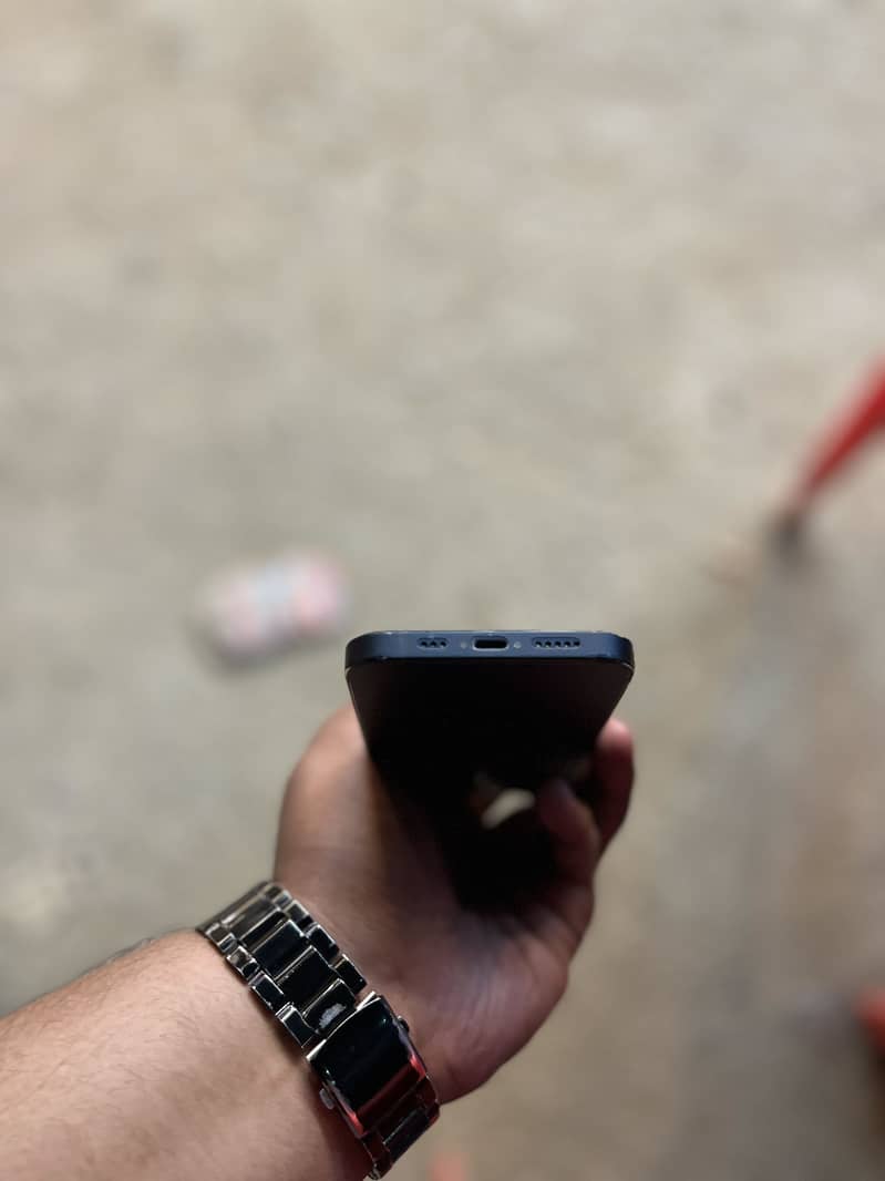 Apple iPhone 12 3