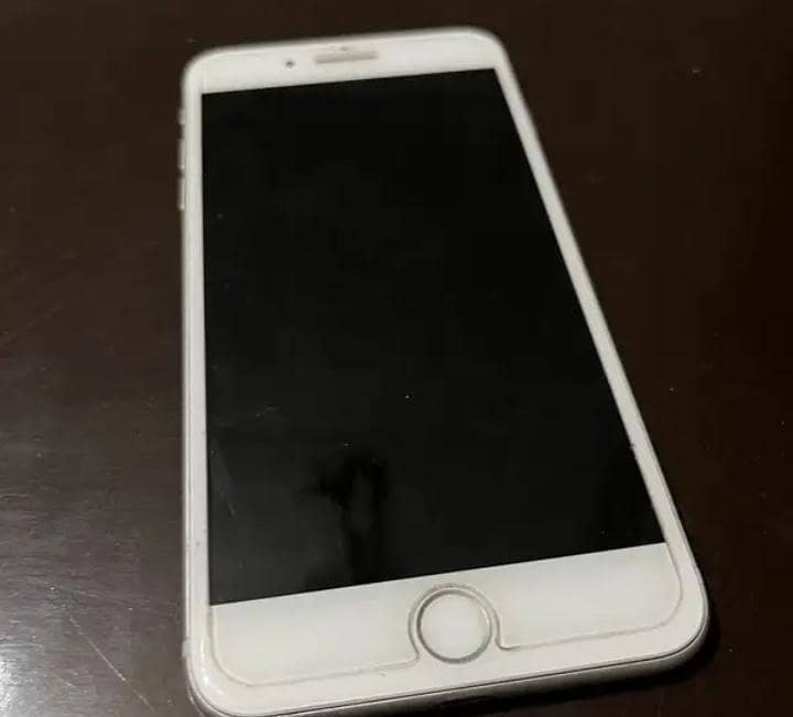 Apple iPhone 7 Plus 1