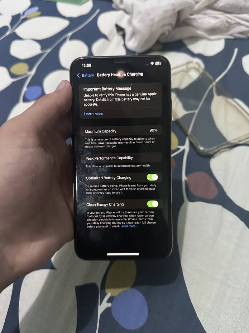 Apple iPhone XS Max 6