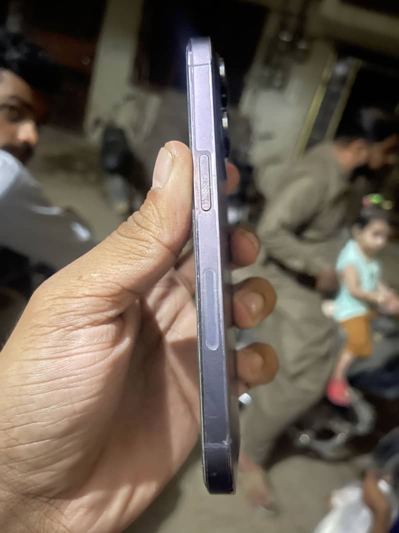 Apple iPhone 14 Pro 3