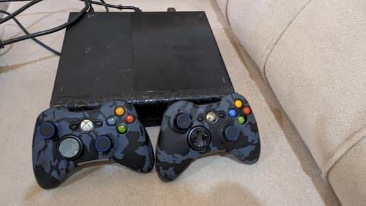 XBOX 360 E with NEC 24INCH monitor
