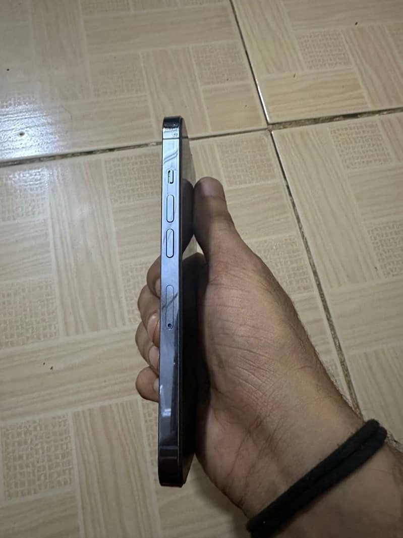 Apple iPhone 13 Pro 7