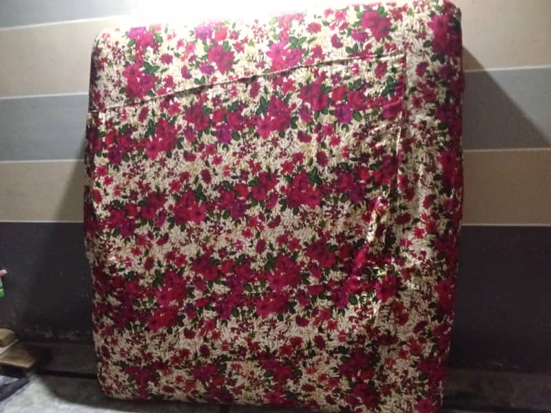 mattress 0