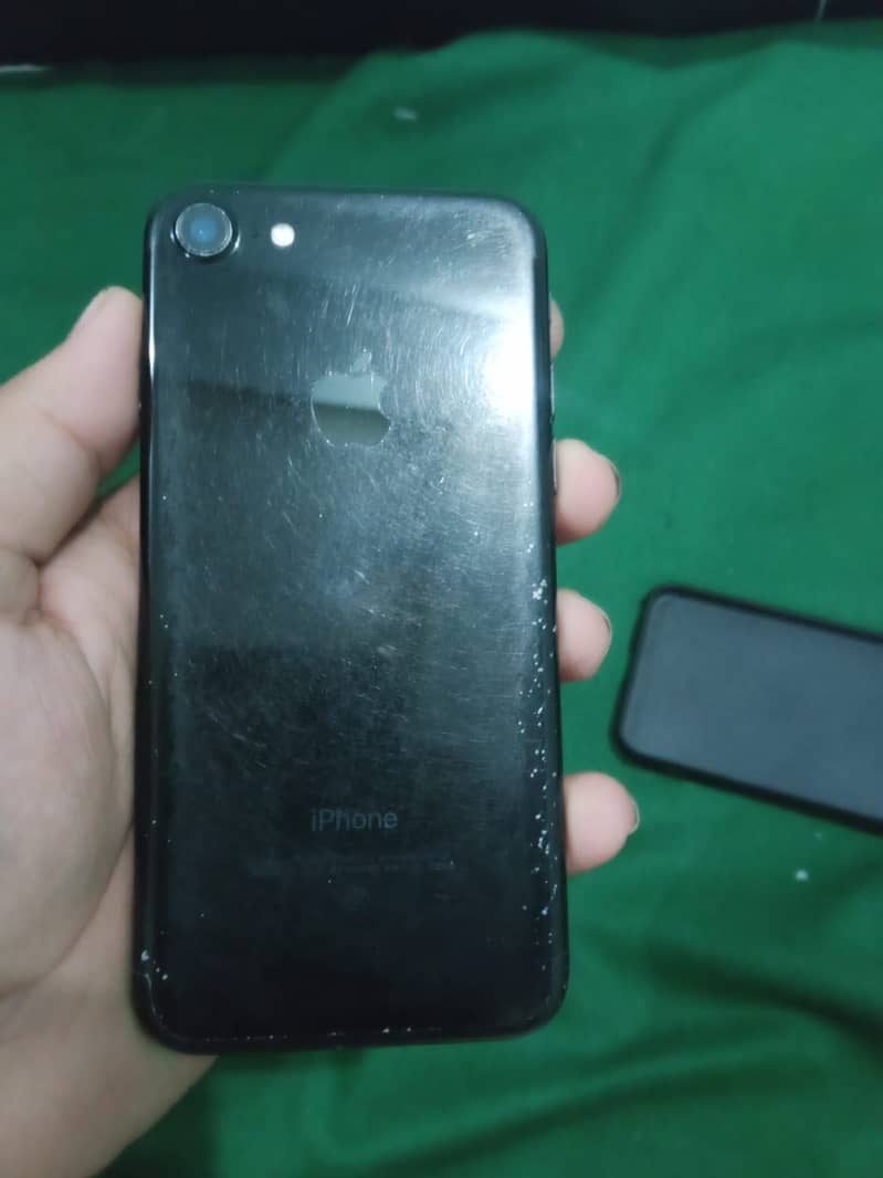 Apple iPhone 7 5