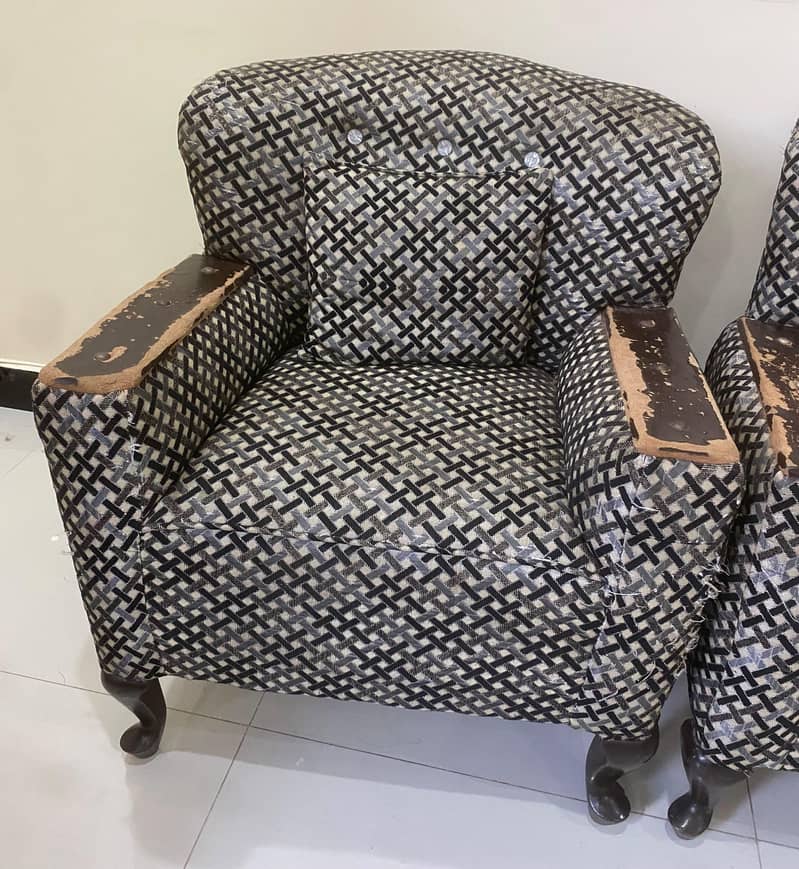 3 + 1 + 1 Sofa set 1