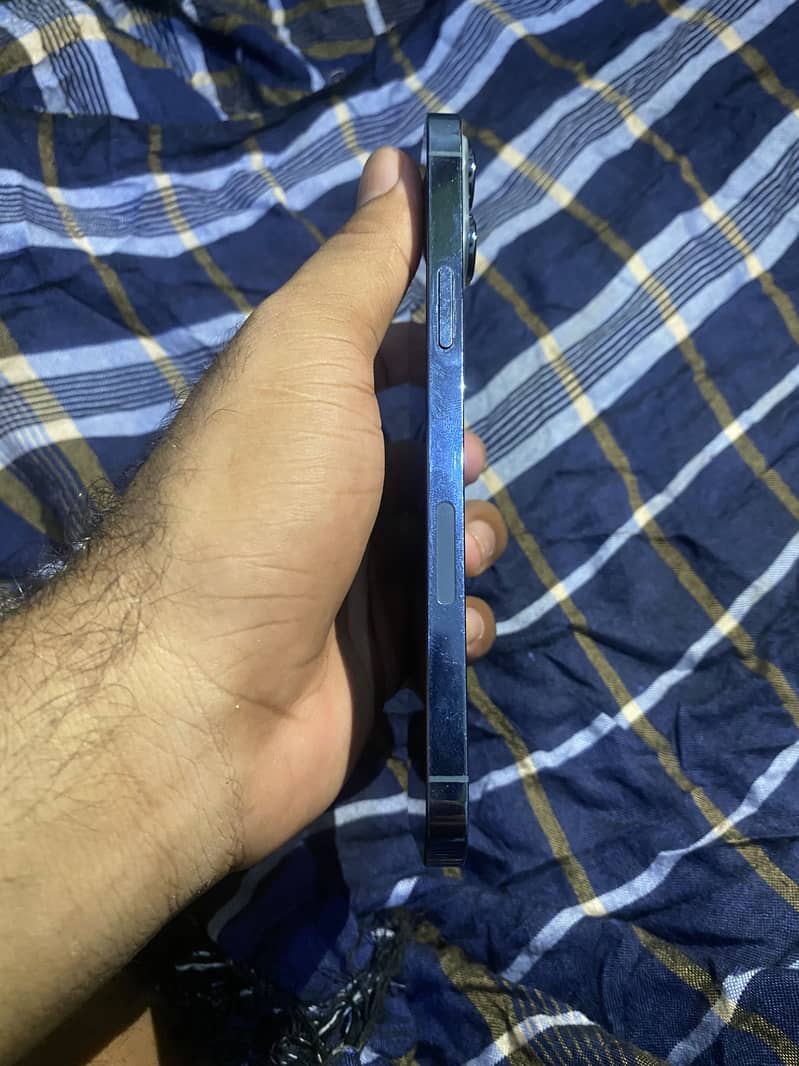 Apple iPhone 13 Pro Max 5