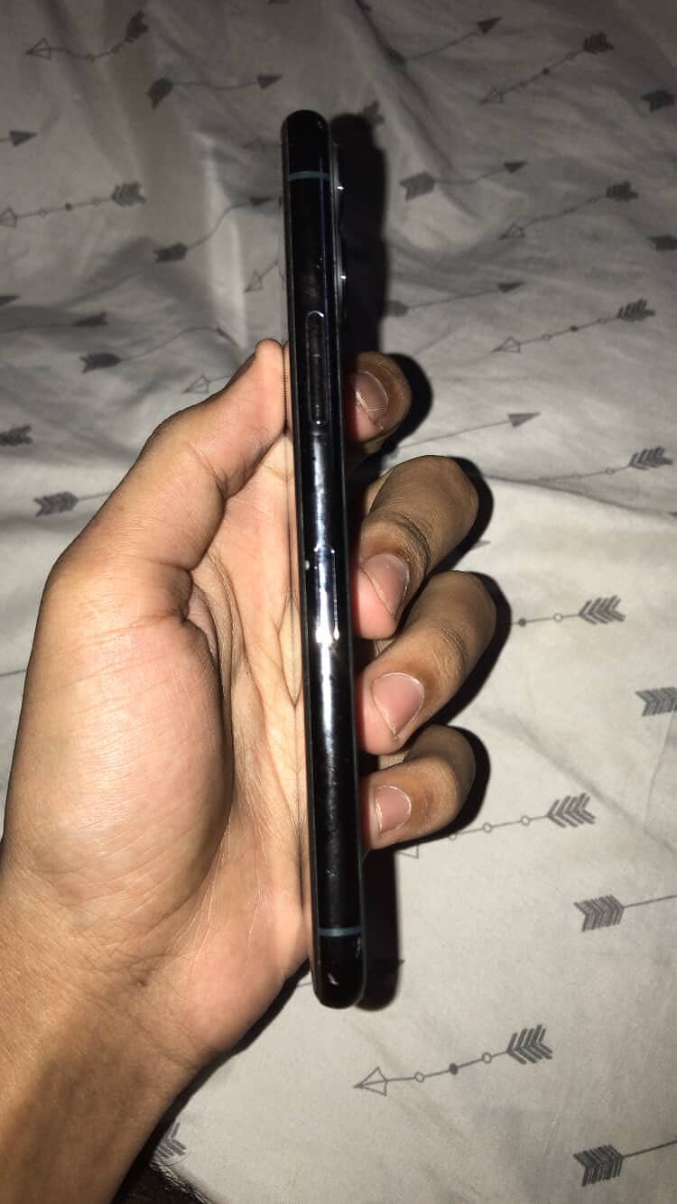Apple iPhone 11 Pro 7