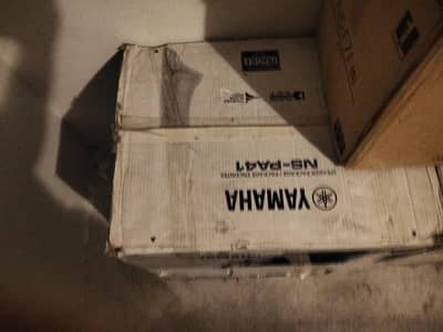 yamaha Theatere system All accessories new condition. . .