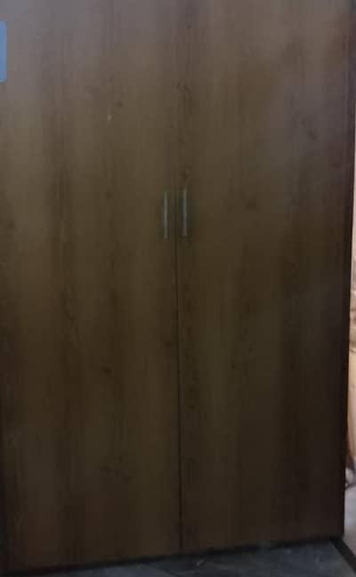 cupboard in Good condition