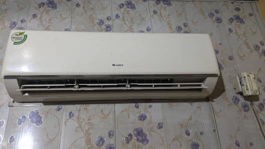 Like New  Gree AC – Upgrade Sale!
