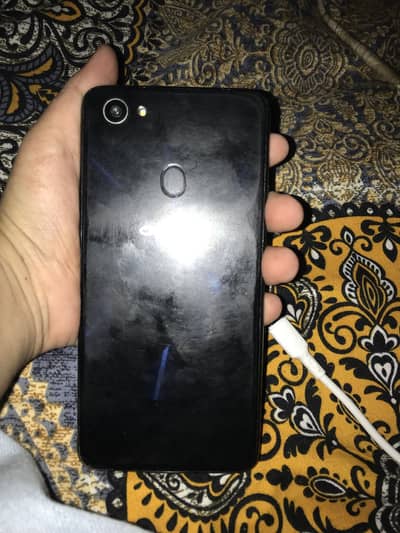 OPPO F7