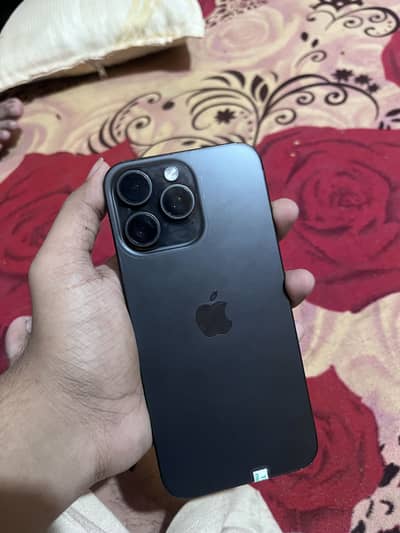Apple iPhone 15 Pro Max in jv