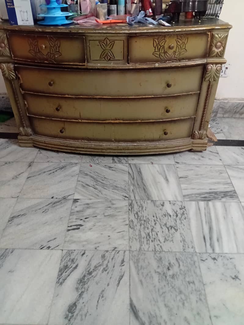 Dressing table with stool 2