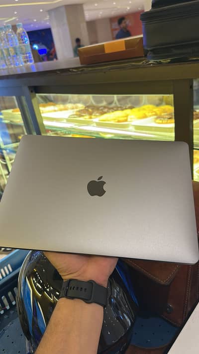 Mac book pro 2020 256 gb