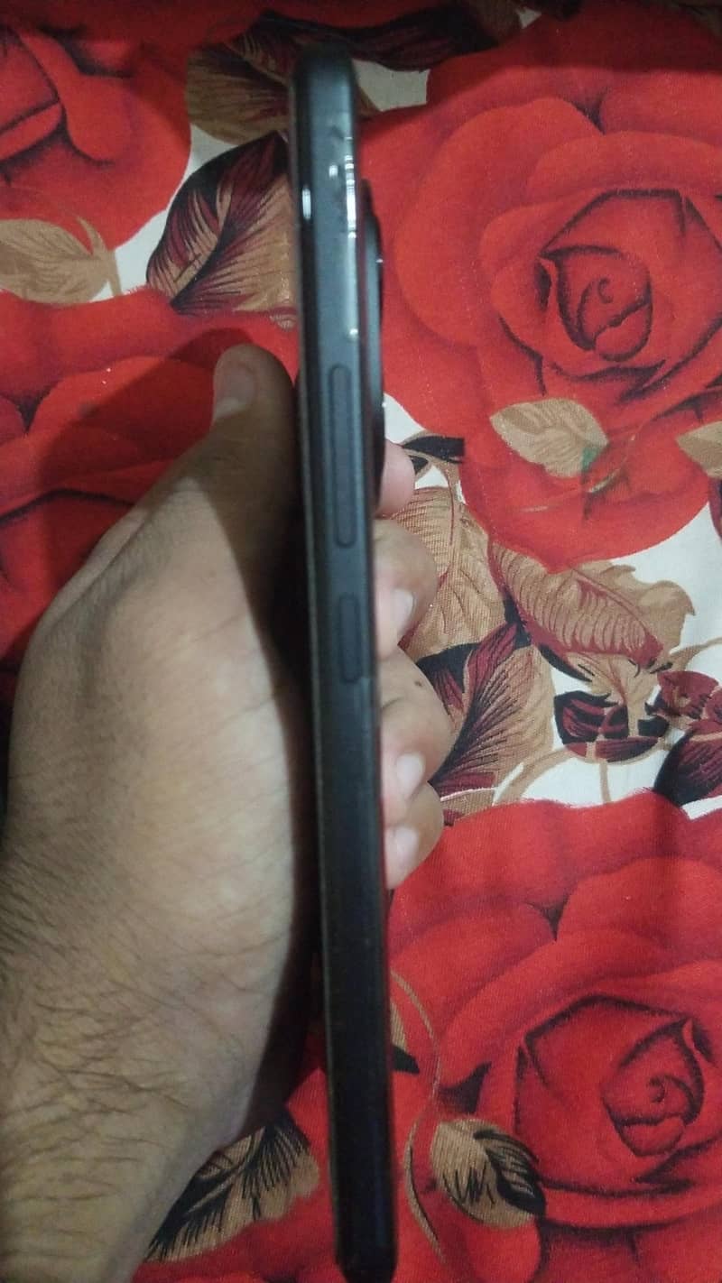 Xiaomi Redmi Note 15 Pro 4
