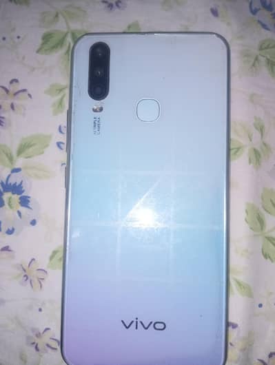 Vivo Y17