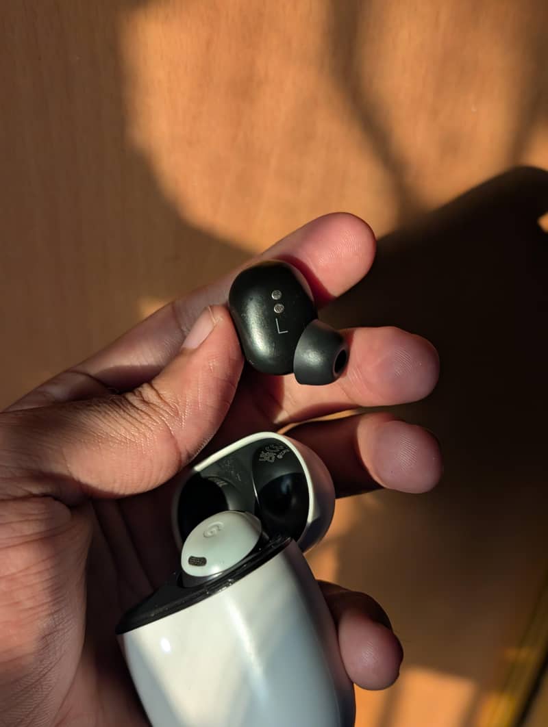 Google Pixel Buds Pro 3