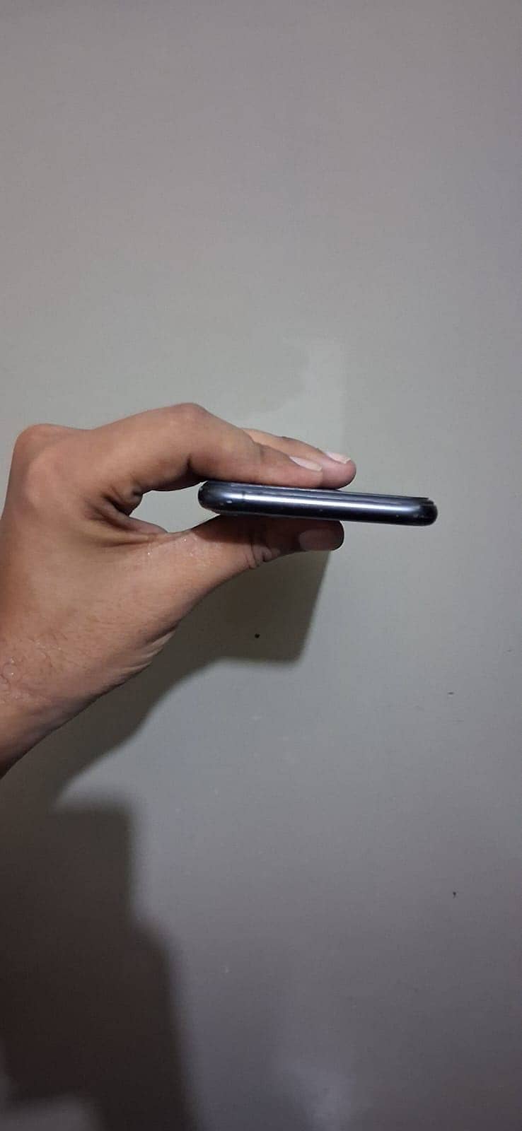 Apple iPhone 11 Pro Max 4