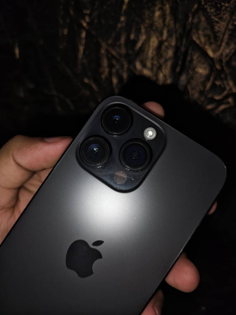 Apple iPhone 14 Pro Max 2