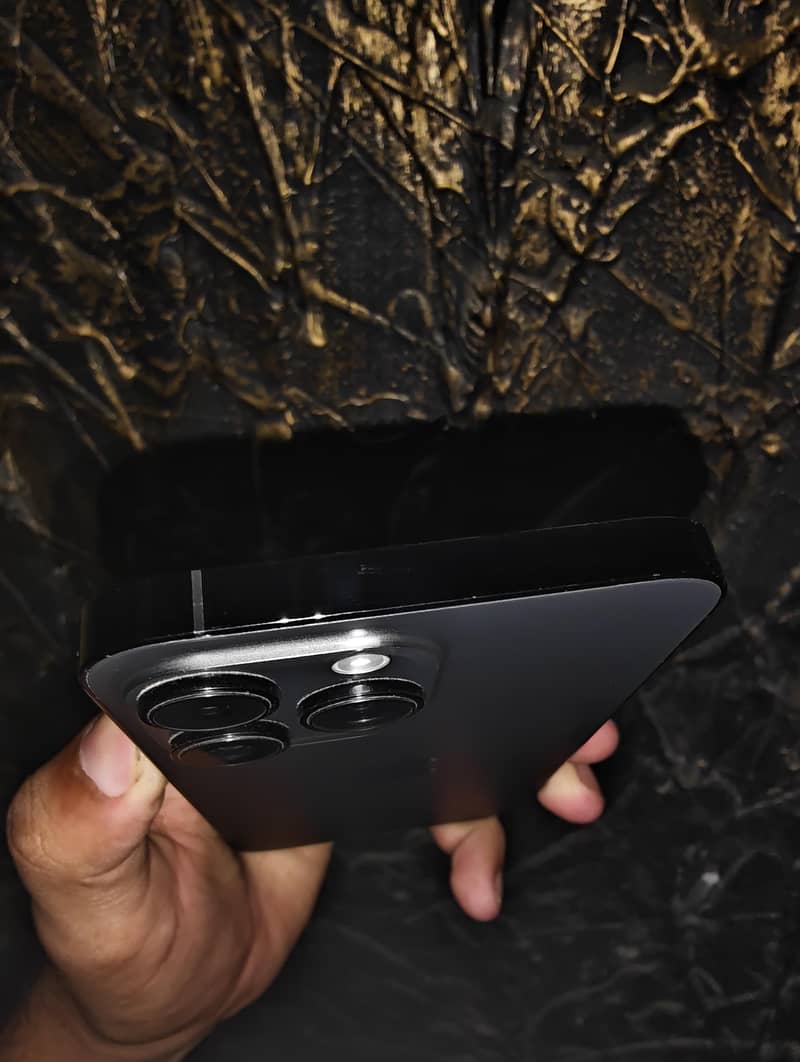 Apple iPhone 14 Pro Max 3