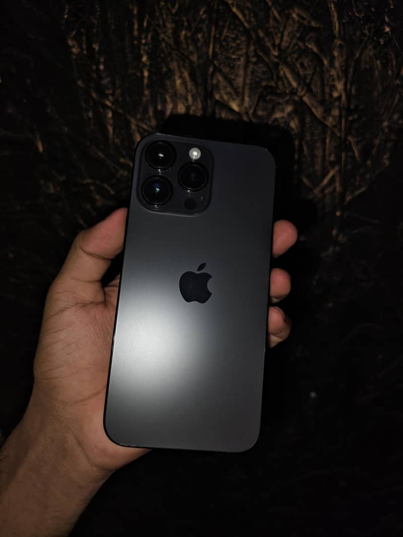 Apple iPhone 14 Pro Max 6