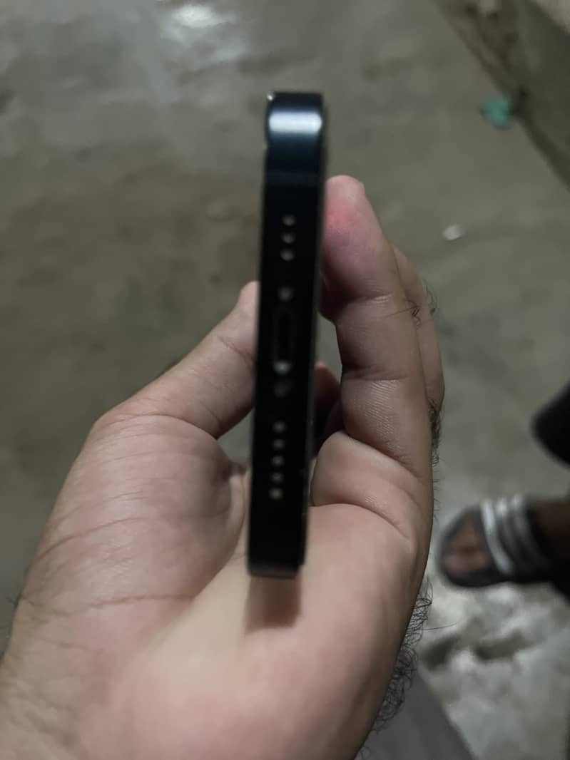 Apple iPhone 14 2